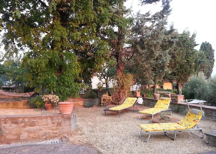 比巴别墅 * 特拉西梅诺湖畔托罗